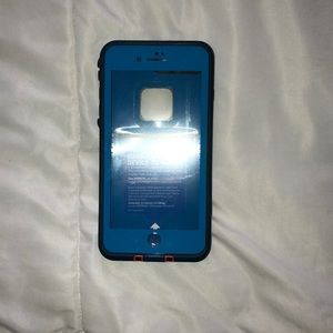 iPhone 7+ Lifeproof Case